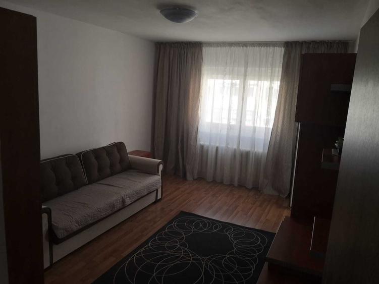 Garsonieră decomandată în Exterior Vest
