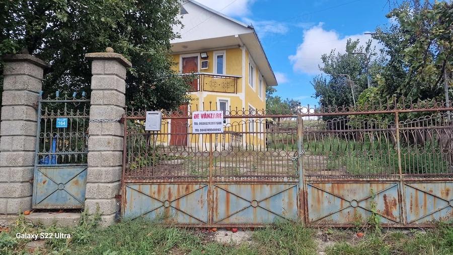 Casă cu Teren 2000 Mp în Leorda