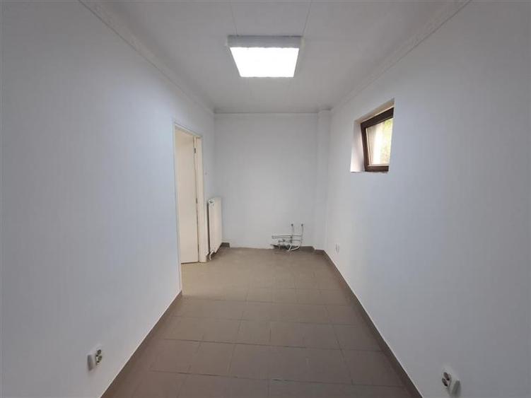 Birou, de 50 mp, în Semicentral
