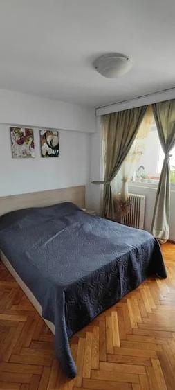 Apartament cu 4 camere decomandat, mobilat în Turda