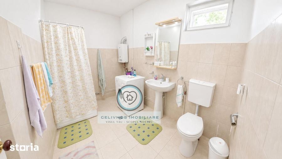 Casă cu 4 camere cu Teren 1681 Mp în Boldești