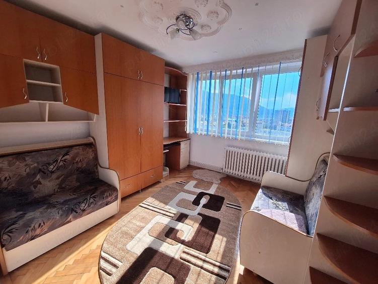 Apartament cu 2 camere semidecomandat în Ultracentral