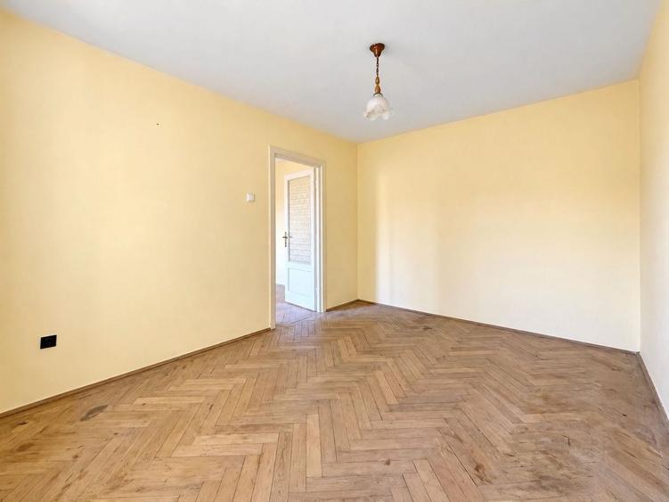 Apartament cu 2 camere semidecomandat în Centru Vechi