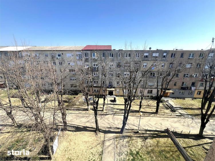 Apartament cu 3 camere în Solidarității