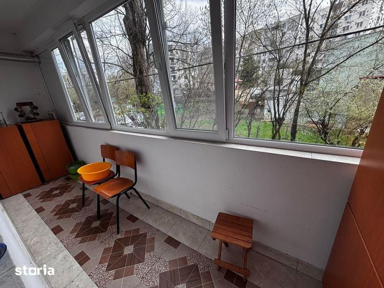 Apartament cu 2 camere semidecomandat în Giulești