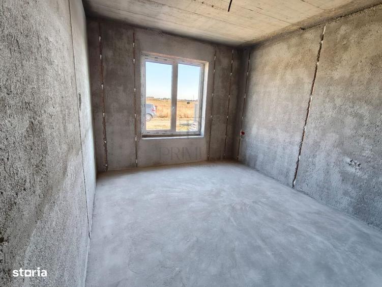 Casă cu 3 camere în Urseni