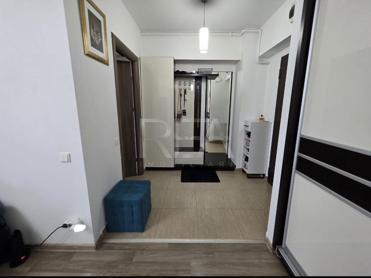 Apartament cu 2 camere semidecomandat, mobilat în 13 Septembrie