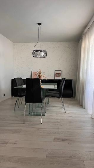 Apartament cu 3 camere decomandat în Colentina