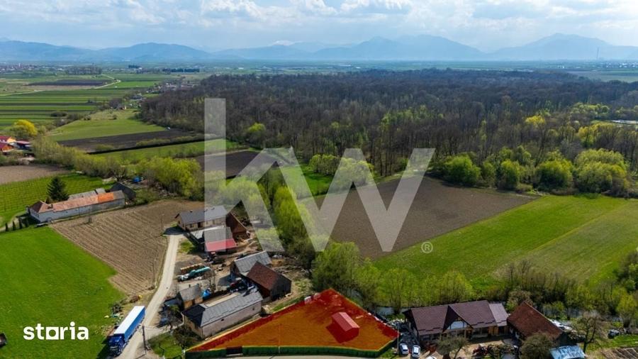 Teren de 1000 mp, în Prejmer