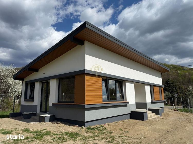Casă cu 3 camere în Valea Chioarului