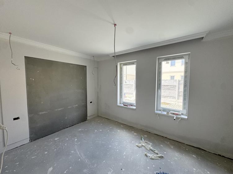 Apartament cu 2 camere decomandat în Giroc