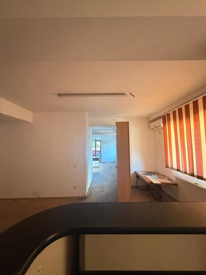 Spațiu comercial, de 147 mp, în Valea Oltului
