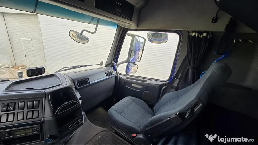 Garsonieră decomandată în Central