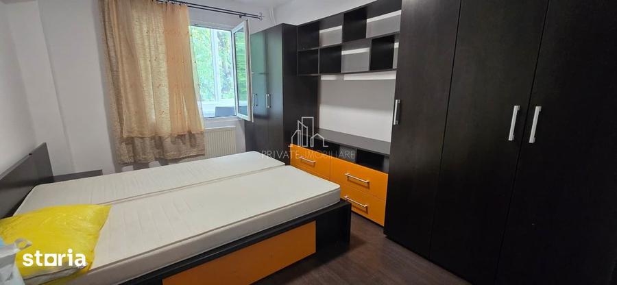Apartament cu 2 camere decomandat în 22 Decembrie 1989