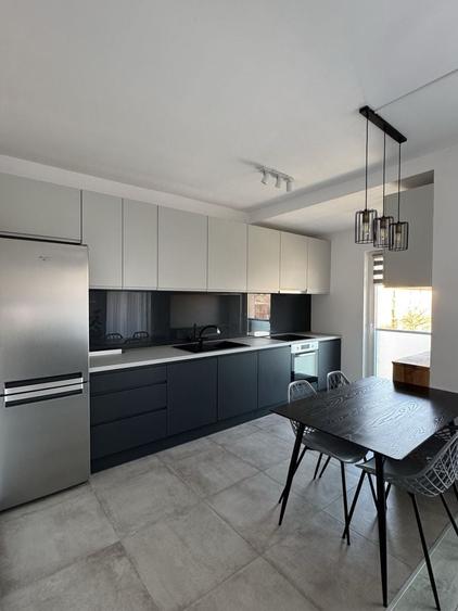 Apartament cu 3 camere în Dâmbul Rotund