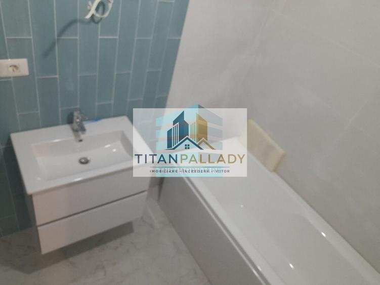 Apartament cu 4 camere decomandat în Titan