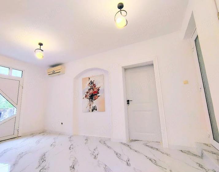 Casă cu Teren 300 Mp în Central