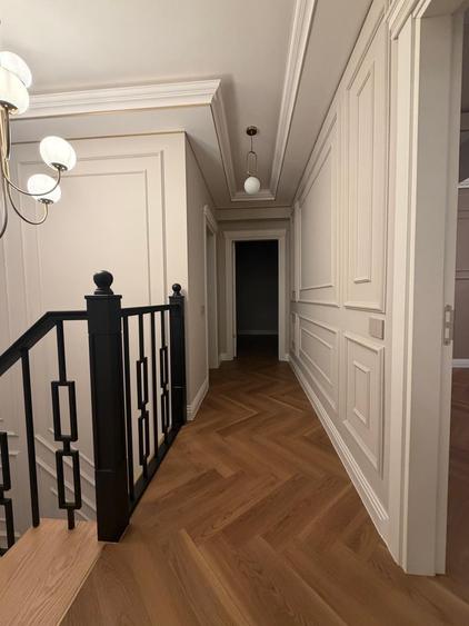 Penthouse cu 5 camere decomandat în 13 Septembrie