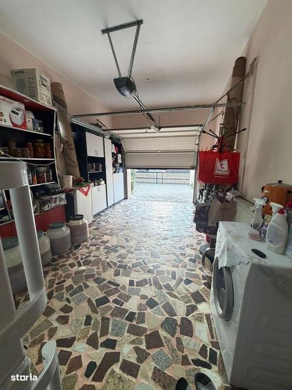 Vand Casa Deosebita in Crtier Rezidential Serbanesti - 12