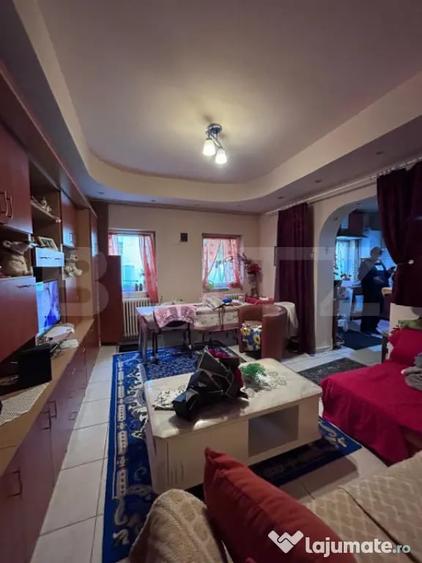 Casă cu 4 camere cu Teren 207 Mp în Central