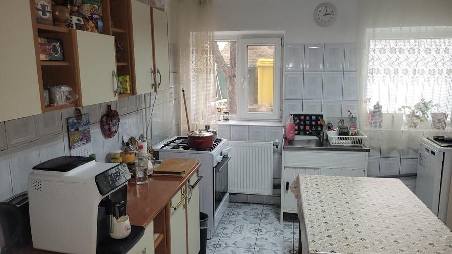 Apartament cu 2 camere decomandat în Cotroceni