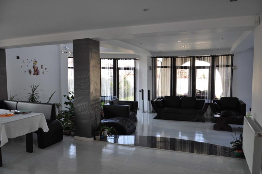 Casă cu 4 camere cu Teren 600 Mp în Chiajna