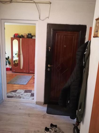 Vand apartament doua camere - 5