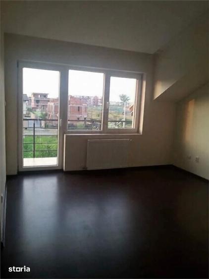 Apartament cu 3 camere în Girocului
