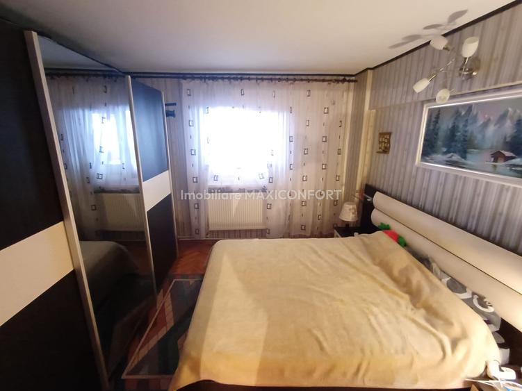 Apartament cu 4 camere în Radu Negru