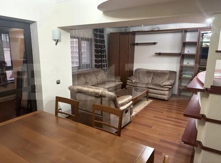 Apartament cu 4 camere decomandat, mobilat în Ultracentral