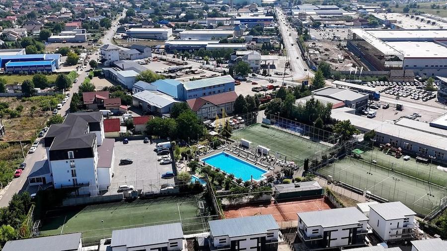 Spațiu comercial, de 10,500 mp, în Șcheia