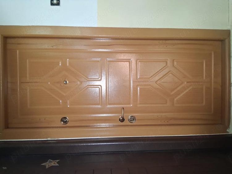 Apartament cu 3 camere semidecomandat în Dacia