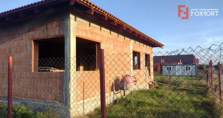 Casă cu 4 camere cu Teren 499 Mp în Becicherecu Mic