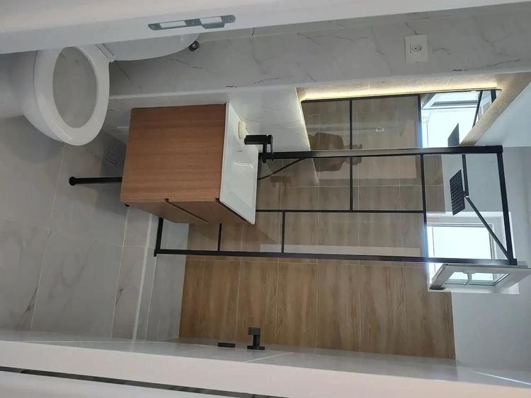 Apartament cu 2 camere semidecomandat în Gorjului