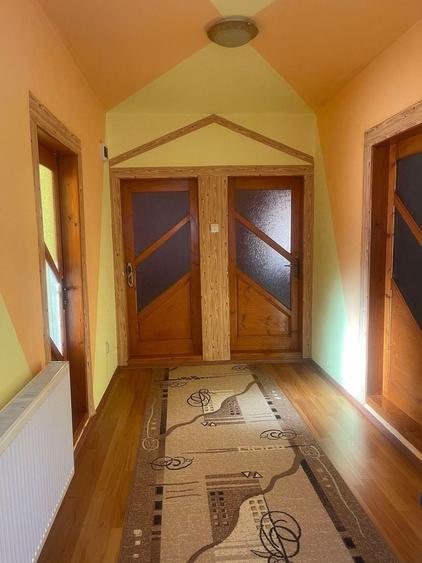 Casă cu 4 camere în Albac