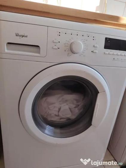 Apartament cu 2 camere decomandat în Arcul de Triumf