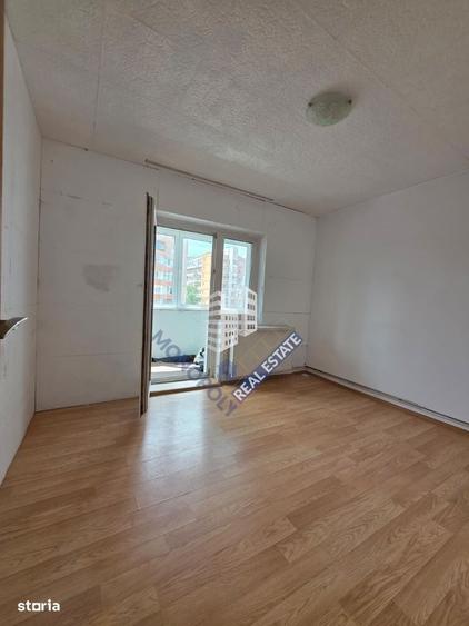 Apartament cu 2 camere decomandat în Scriitorilor