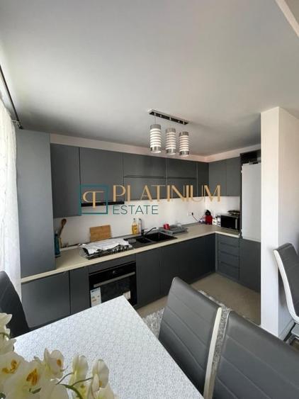 Apartament cu 3 camere semidecomandat, mobilat în Dumbrăvița