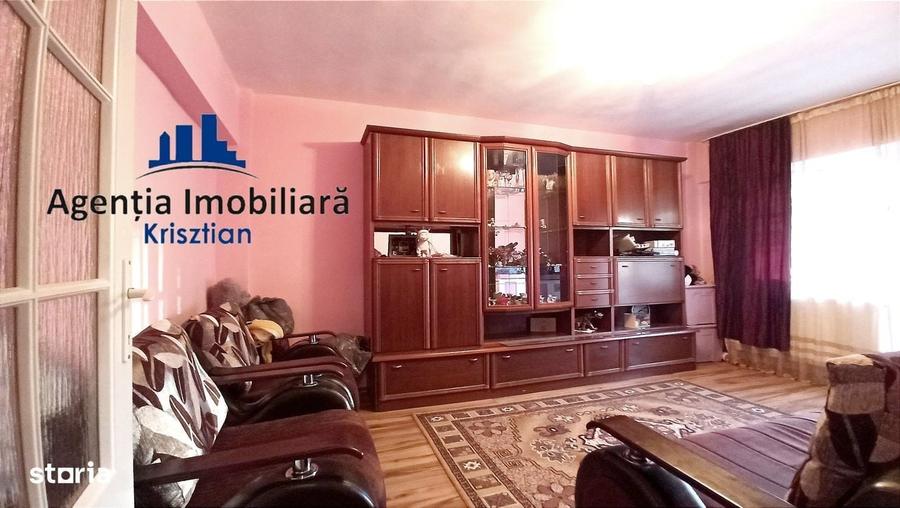 Apartament cu 2 camere decomandat în Micro 16