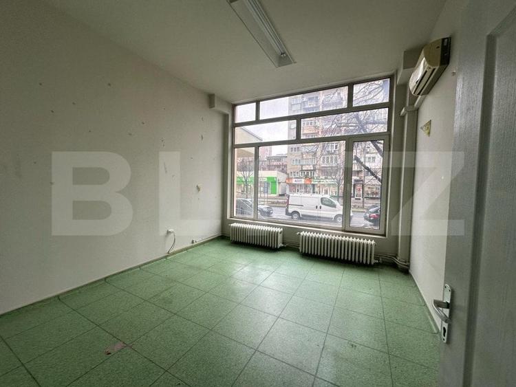 Spațiu comercial, de 330 mp, în Cetate