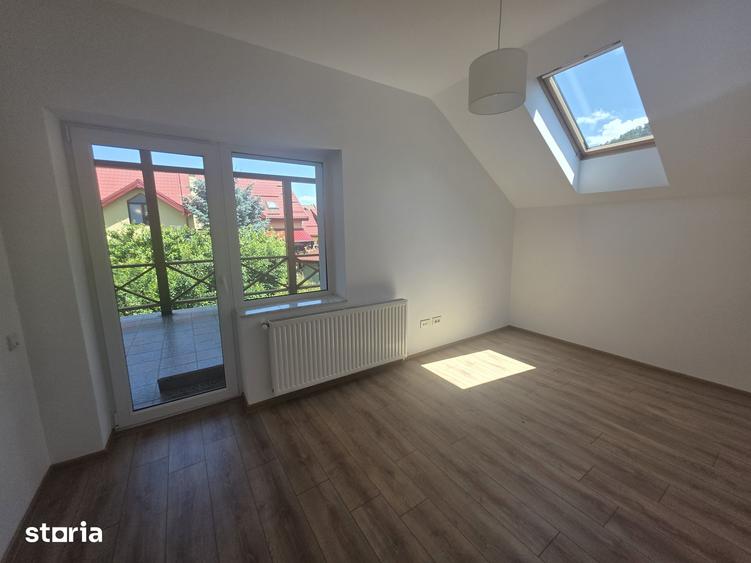 Casă cu 4 camere cu Teren 500 Mp în Bunloc