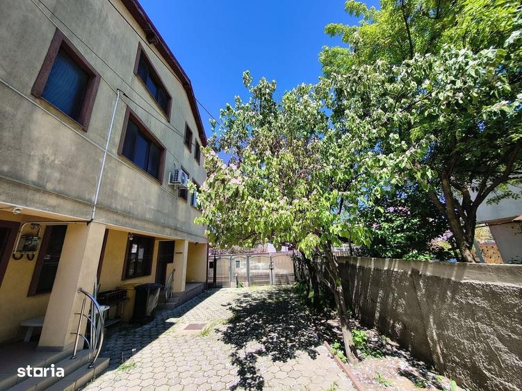 Casă cu 4 camere în Antiaeriană