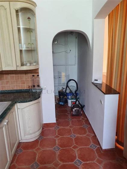 Apartament cu 4 camere în Central