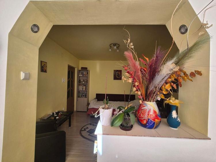 Apartament cu 2 camere decomandat în Gării