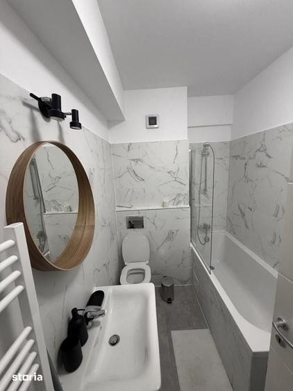 Apartament cu 2 camere decomandat în Calea București