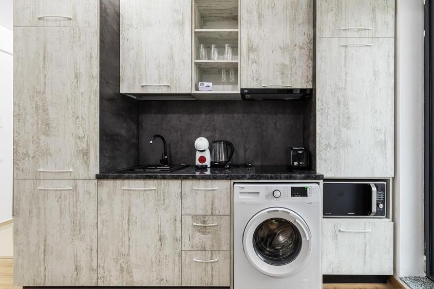 Apartament cu 2 camere decomandat în Exterior Vest
