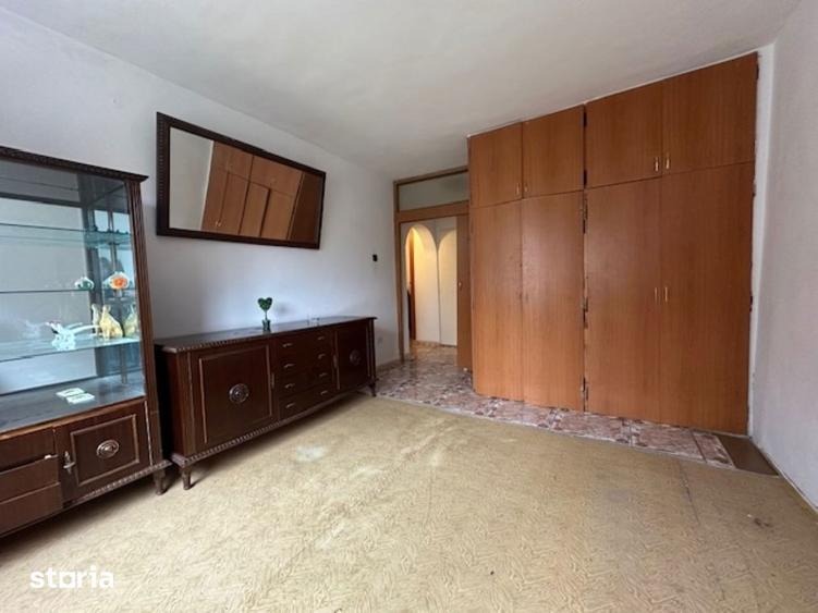 Apartament cu 2 camere decomandat în Colentina