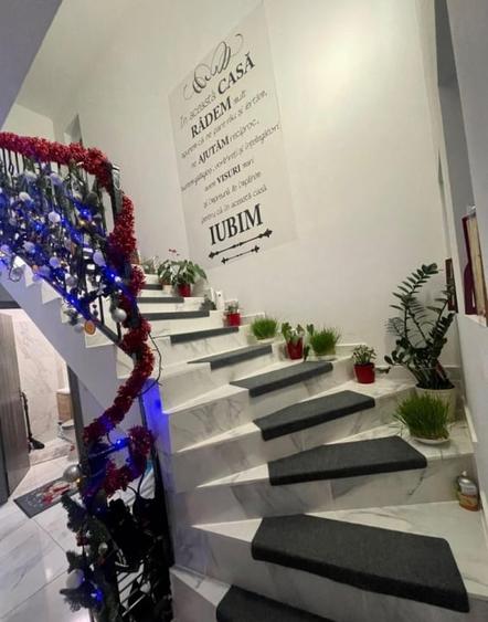 Casă individuală cu 3 camere cu Teren 160 Mp în Berceni