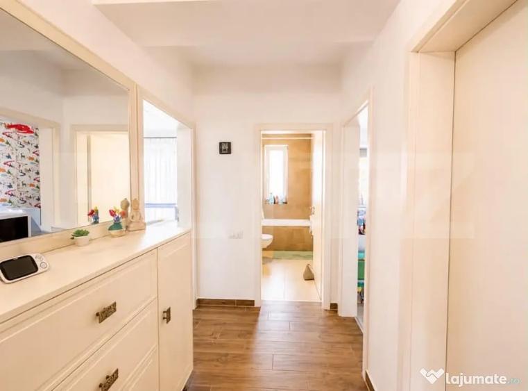 Apartament 3 camere de vanzare, Tractorul, Bra?ov - 10