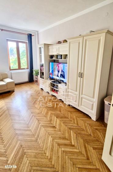 Apartament cu 2 camere, mobilat în Elisabetin